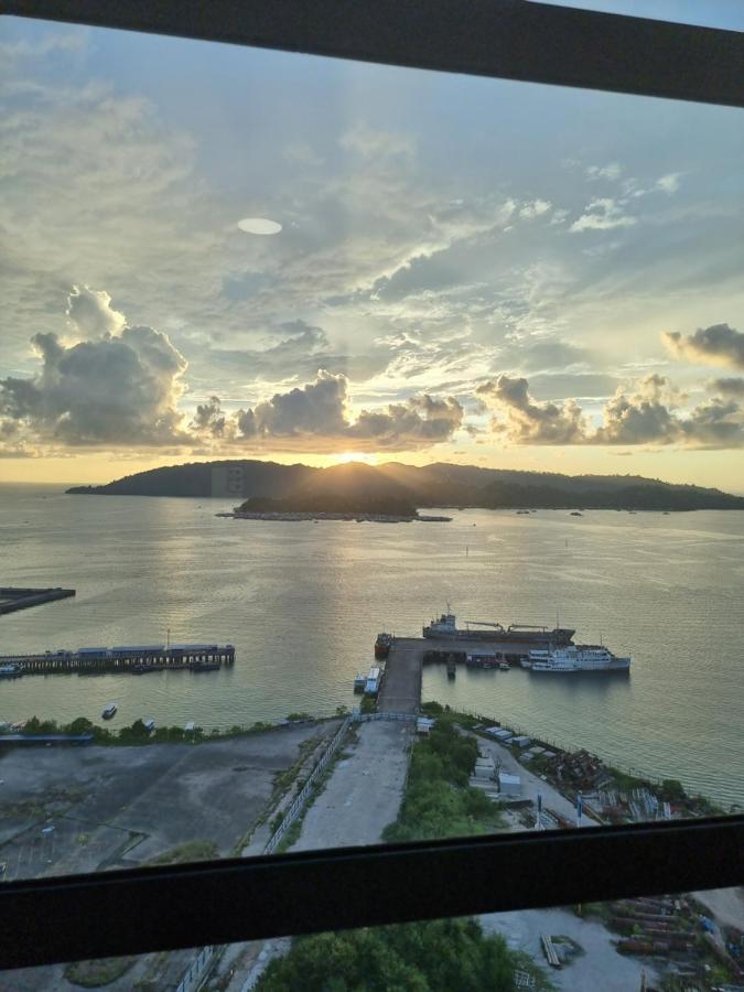 Nana Homestay - Jesselton quay Kota Kinabalu Exterior foto